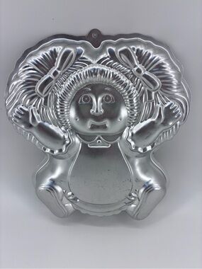 VTG Cabbage Patch Cake Pan by Wilton